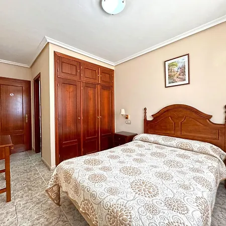 Las Palmeras 2* 셀로리오